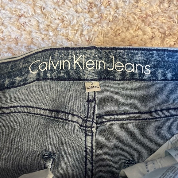 Calvin Klein Acid Wash Skinny Jean - Picture 4 of 4